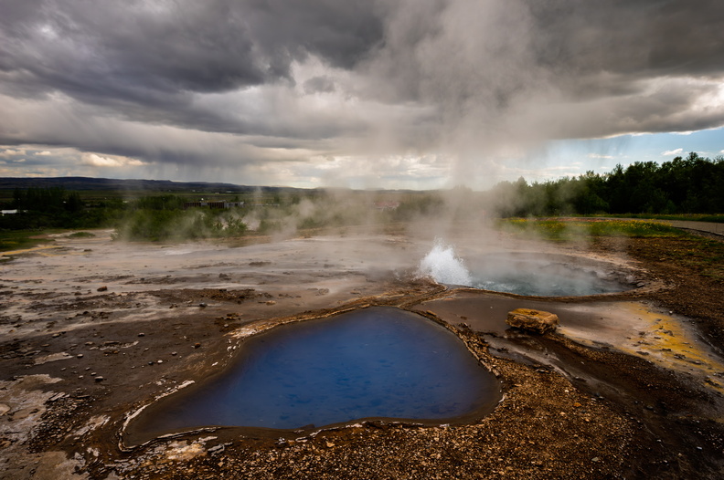 Blesi hot spring